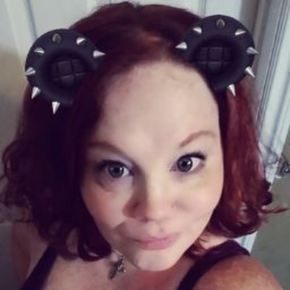 Meet your Posher, Lisa marie